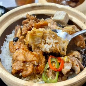 乐婆煲仔饭