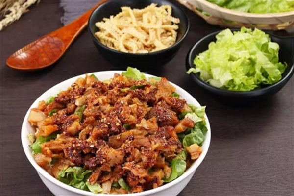 丫丫烤肉拌饭加盟