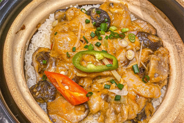 菜花湘煲仔饭加盟