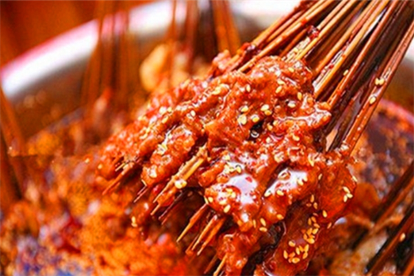 龍记串串香加盟