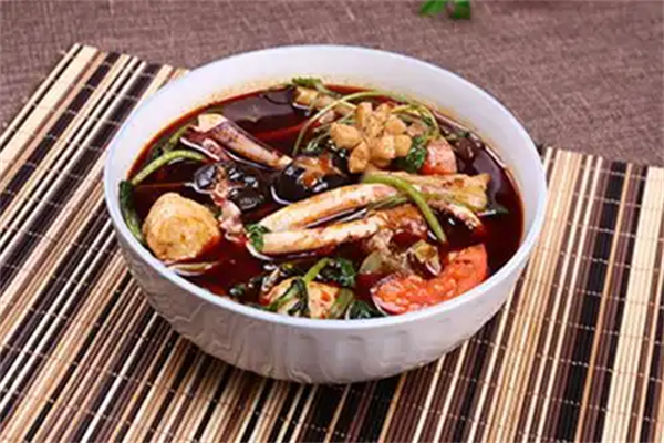 冰城婆婆麻辣烫加盟