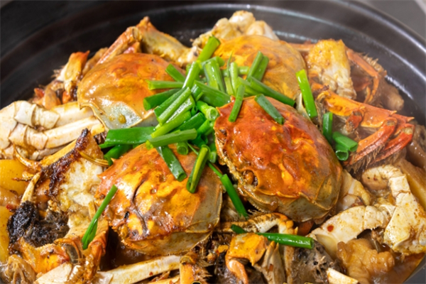 胖胖寻煲记肉蟹煲加盟
