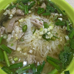 起点酸菜鱼米线