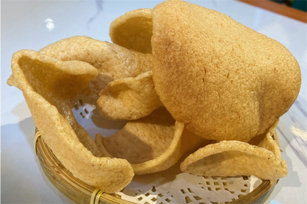 起点酸菜鱼米线加盟