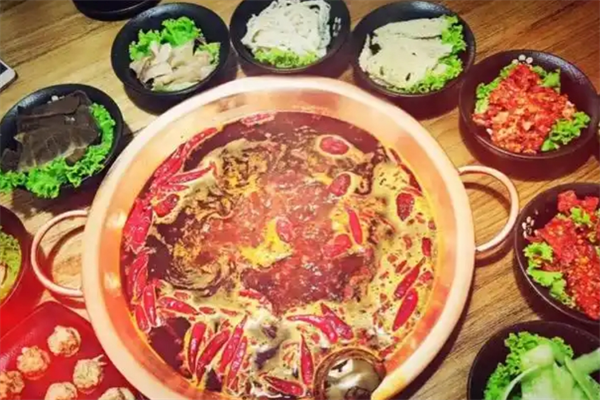 龍鼎炉火锅加盟