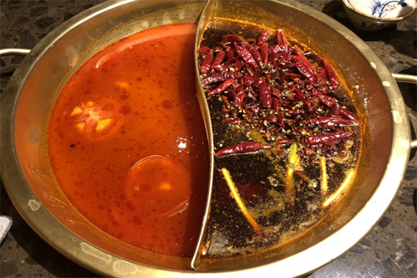 龍鼎炉火锅加盟