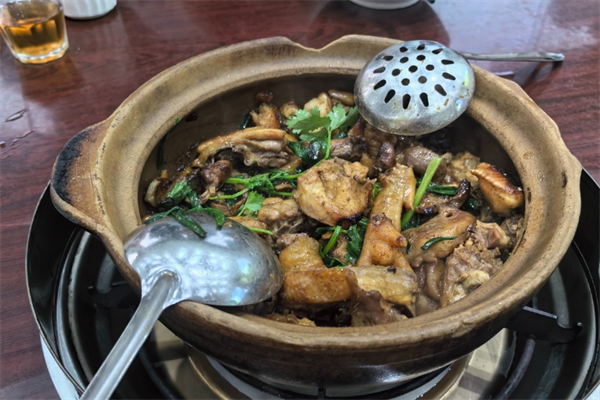 珍鑫煲仔饭加盟