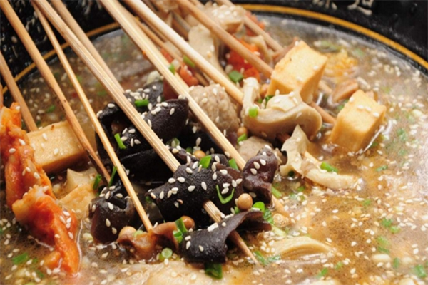 弦外老灶火锅串串香加盟