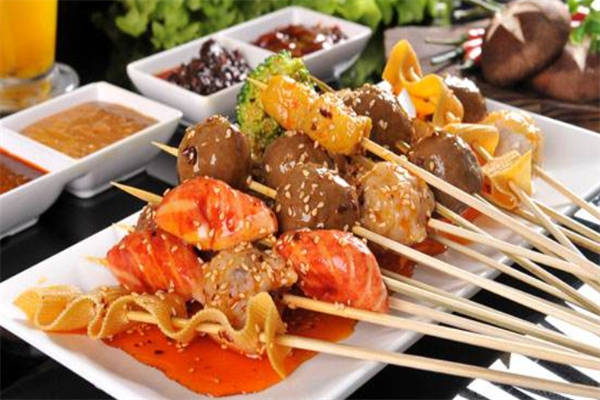 佐记串串香加盟