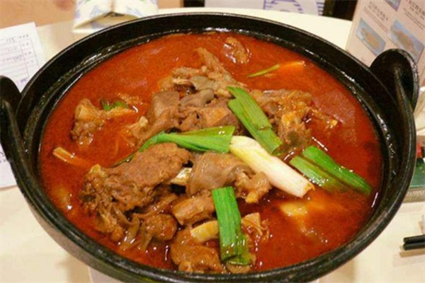 方记牛羊肉火锅加盟