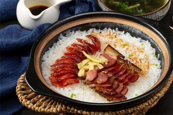盛乾煲仔饭加盟