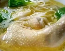 巷口奶奶雞湯手搟面