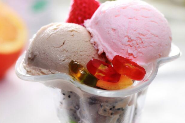 Yopop冷冻酸奶加盟