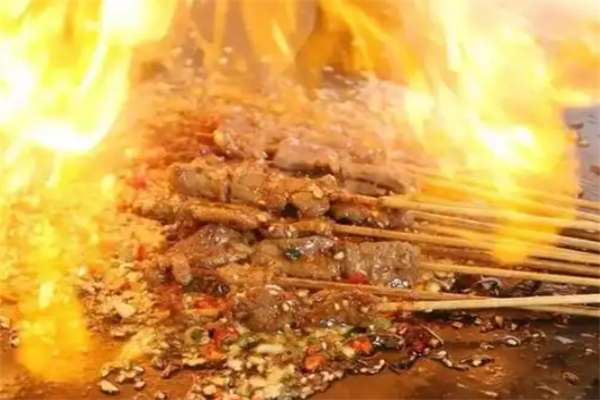 烈火牛肉烧烤
