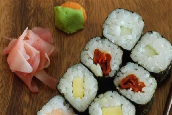TOMN ROLL唐卷寿司加盟