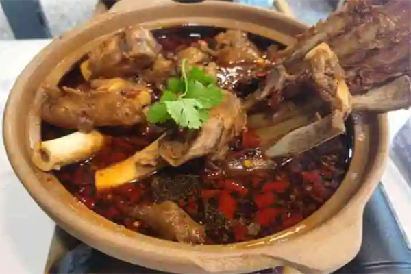 秘小馆羊棒骨加盟