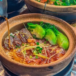 宝饱香煲仔饭