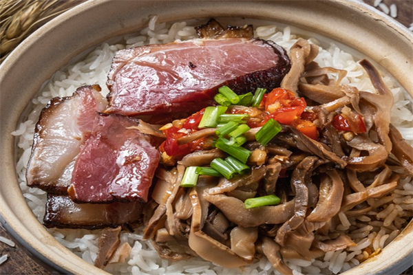 宋小煲煲仔饭加盟