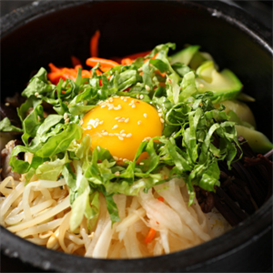 古鍋中式拌飯