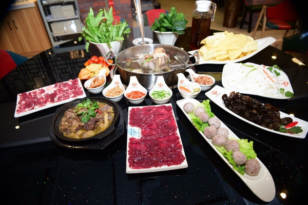 潮新牛肉火锅加盟