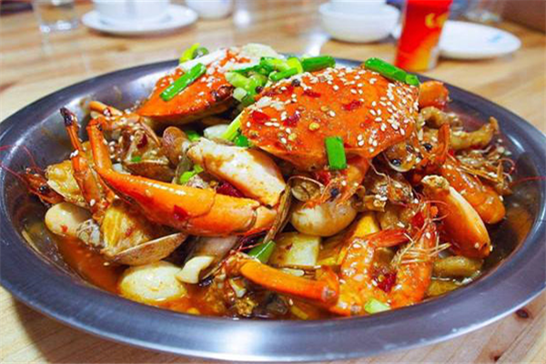 周记肉蟹煲加盟