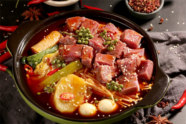 巴椒冒菜加盟