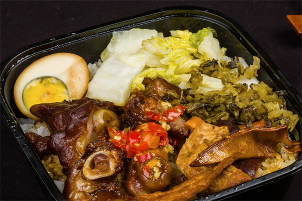 昂仔煲仔饭加盟