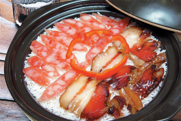 火锅米线煲仔饭加盟