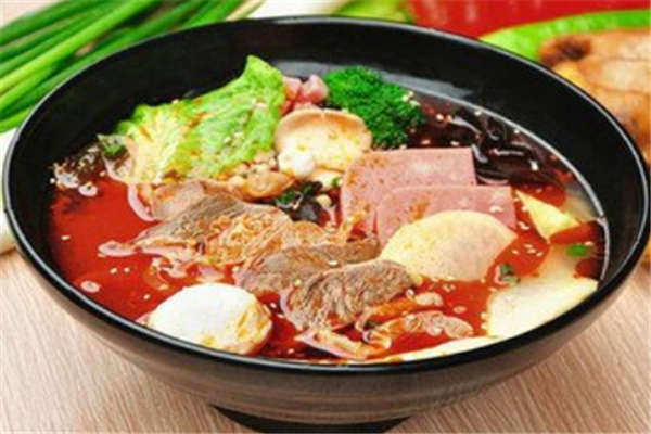 辣香园麻辣烫加盟