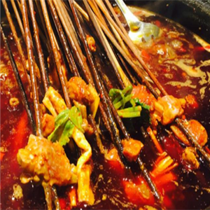 麻辣QQ串串香火锅