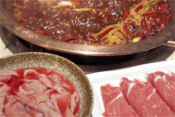 小廟鲜牛潮汕牛肉火锅加盟