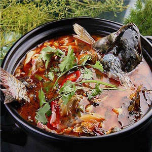青禾美蛙魚頭火鍋