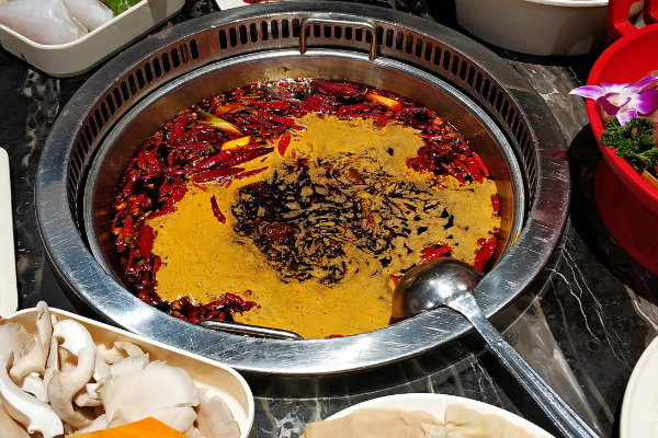 YESMORE要再来部队火锅加盟