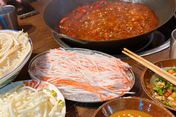 川鄂臘肉火鍋加盟