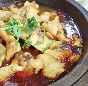 農夫石鍋魚火鍋