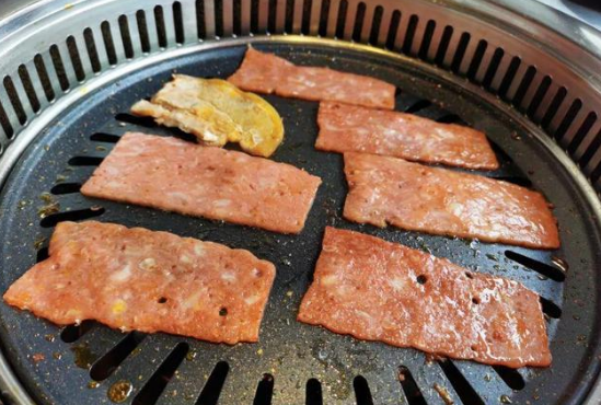 铁帽烤肉