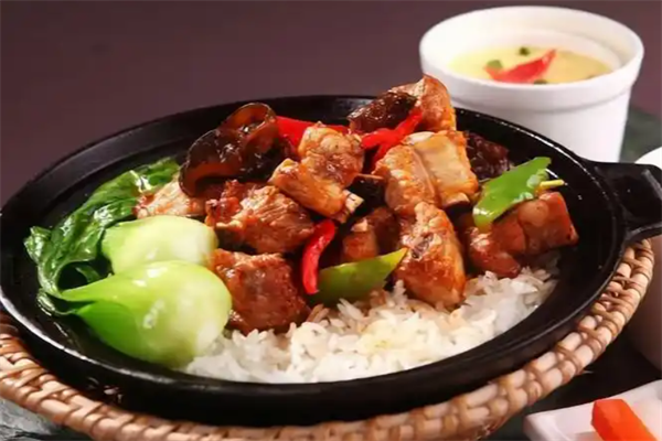 锡城煲仔饭加盟