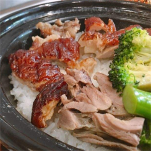 田園煲仔飯
