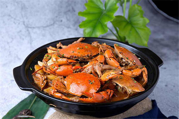 8090疯味肉蟹煲加盟