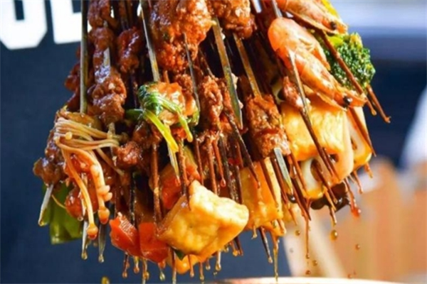 柏味汇火锅串串加盟