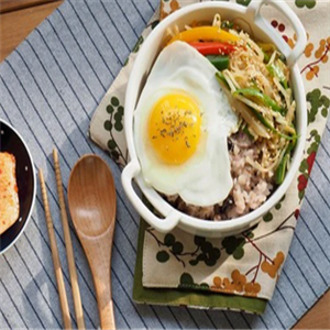 佳佳煲仔飯