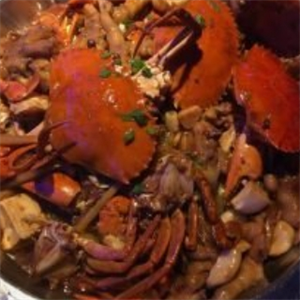 小鬼肉蟹煲