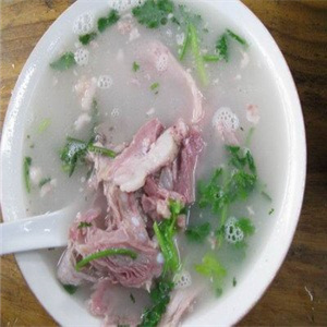 石貝妮黑皮牛雜