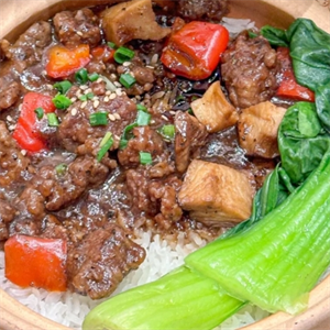尚品鍋巴煲仔飯