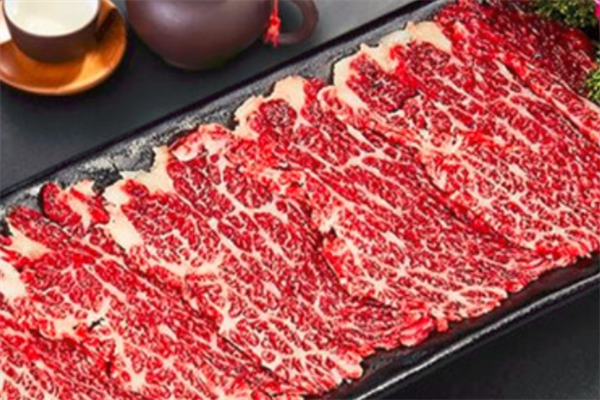 火锅遇上牛潮汕牛肉火锅加盟