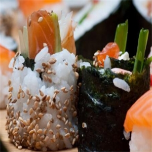  Take out sushi for a long time