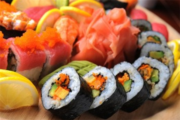 Sushi Raku 楽寿司加盟