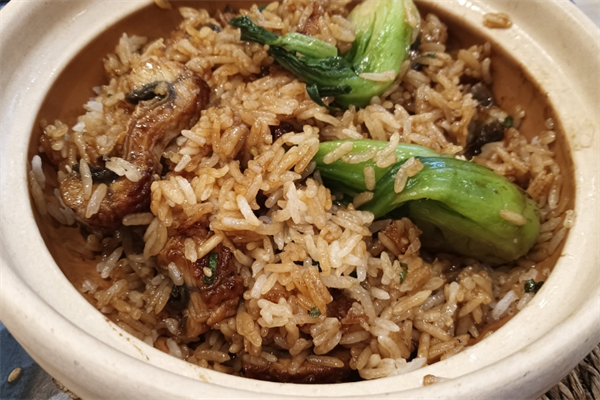 dudu私房煲仔饭加盟