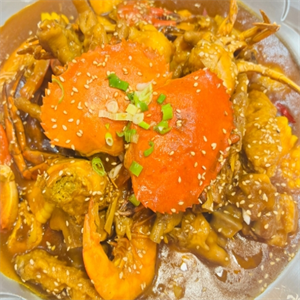 萌胖胖肉蟹煲