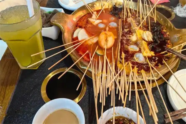 摩芝串串香火锅加盟